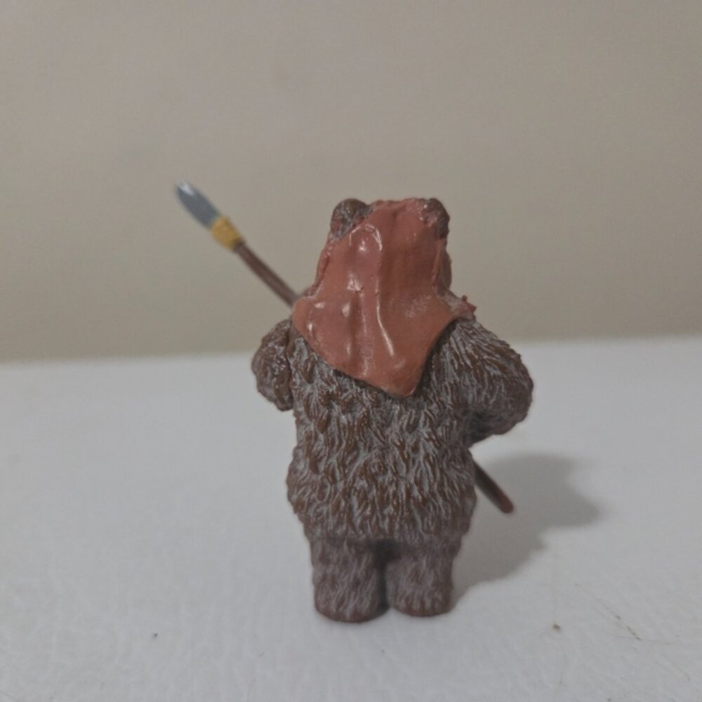 Ewok Wicket Warrick w Spear Star Wars Figure 2 Inch - Picture 3 of 5